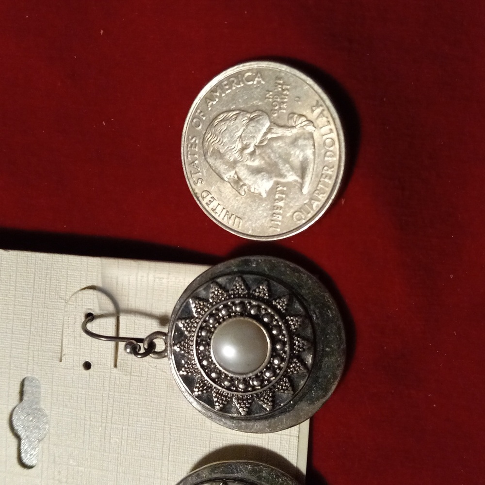 Lucky Brand drop earrings - Picture 3 of 5